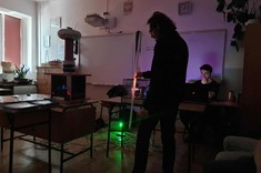 plazmaspeakery w akcji